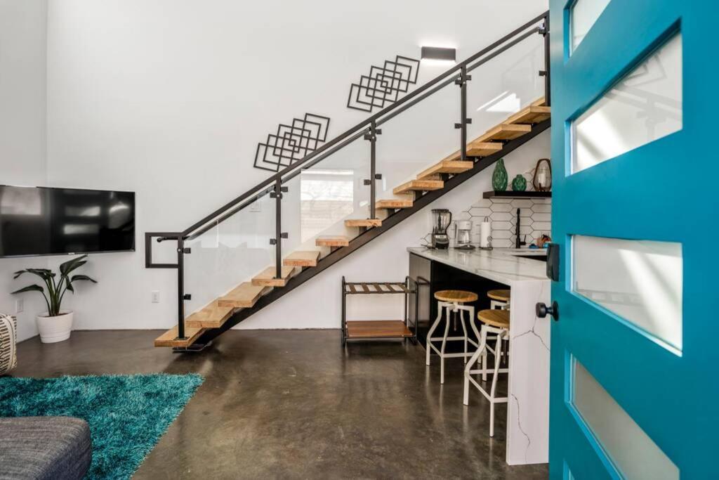 Quantum Tiny Loft At East End Revitalized Houston Eksteriør billede