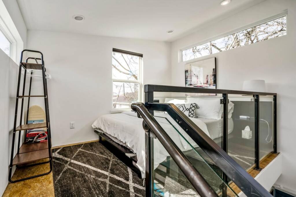 Quantum Tiny Loft At East End Revitalized Houston Eksteriør billede